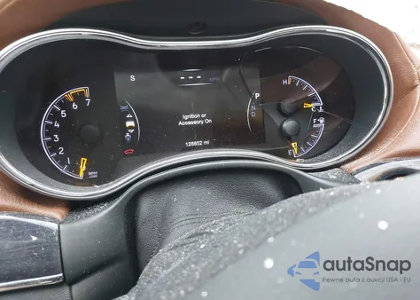 2020 Jeep Grand Cherokee Overland 4X4 z USA, uszkodzony, nr VIN 1C4RJFCT0LC298923